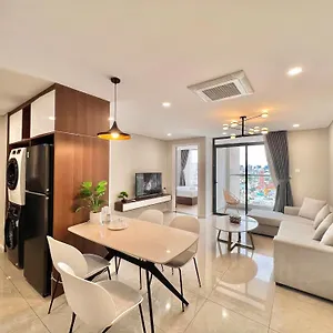 Vinh Hoi - Luxury Furnished 아파트