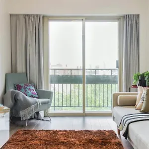 Rivergate With View 아파트
